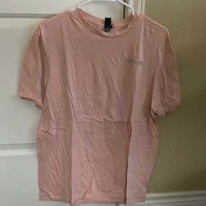 XL salmon, Parlor T shirt